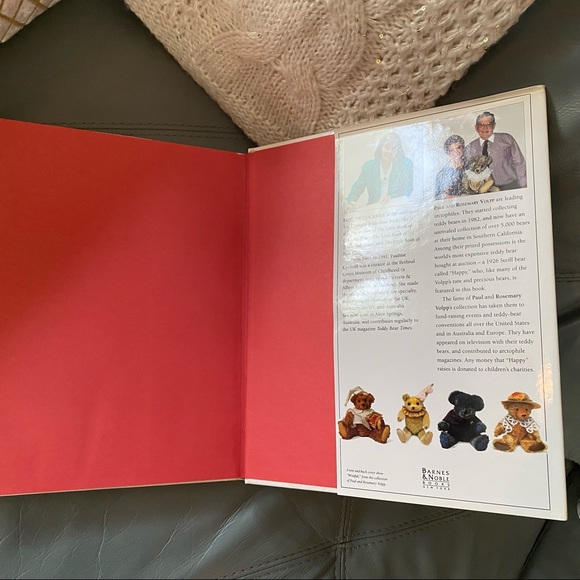 THE TEDDY BEAR ENCYCLOPEDIA Pauline Cockrill - Picture 3 of 14